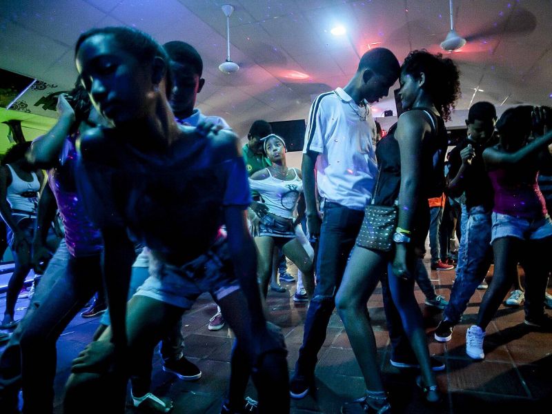 Tarde de baile y picó