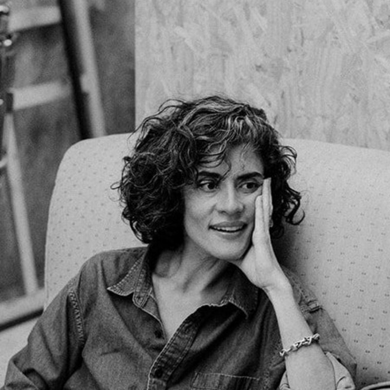 Pia Camil