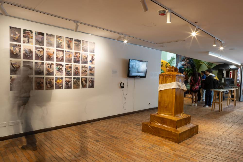 Exposición OVNI – Objetos Visibles No Identificados