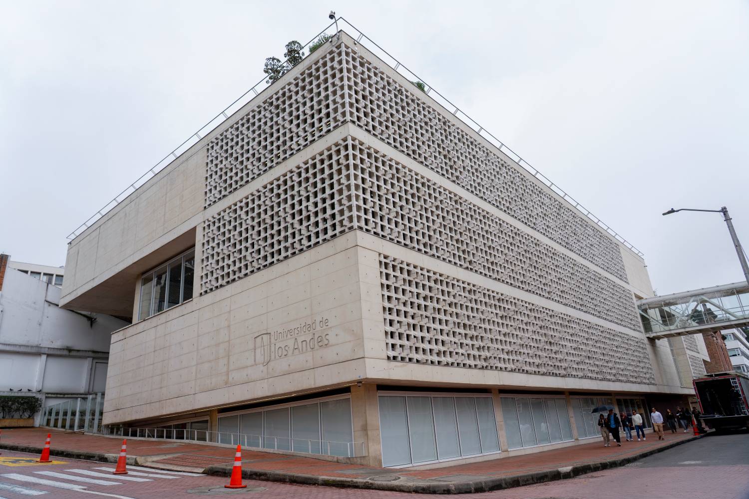 Centro Cívico, U. de los Andes